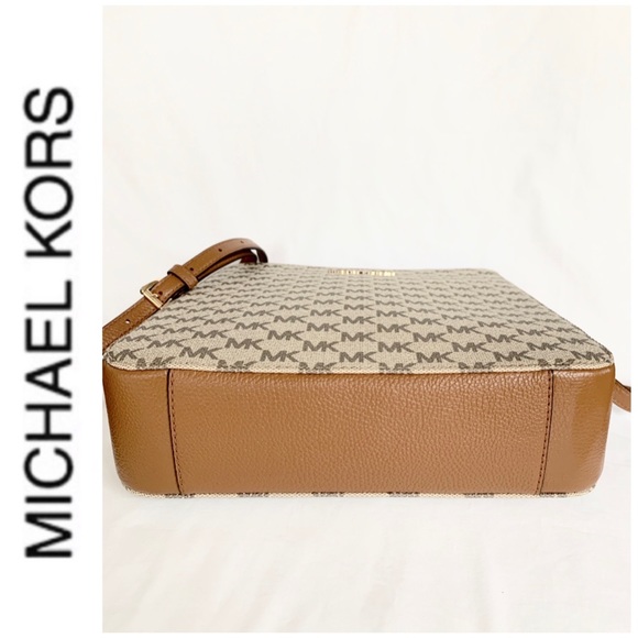 NWT authentic MK monogram messenger bag tan acorn - Picture 6 of 7
